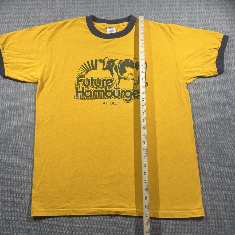 Vintage Future Hamburger Shirt Mens Large Yellow Cow Graphic Ringer 2005 Anvil - Picture 6 of 10